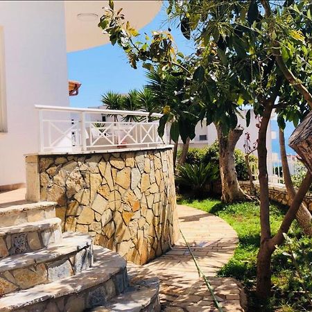 Apartments On The Beach Σαράντα Εξωτερικό φωτογραφία