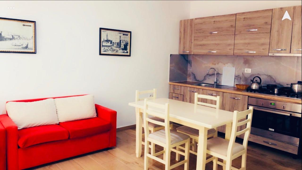 Apartments On The Beach Σαράντα Εξωτερικό φωτογραφία