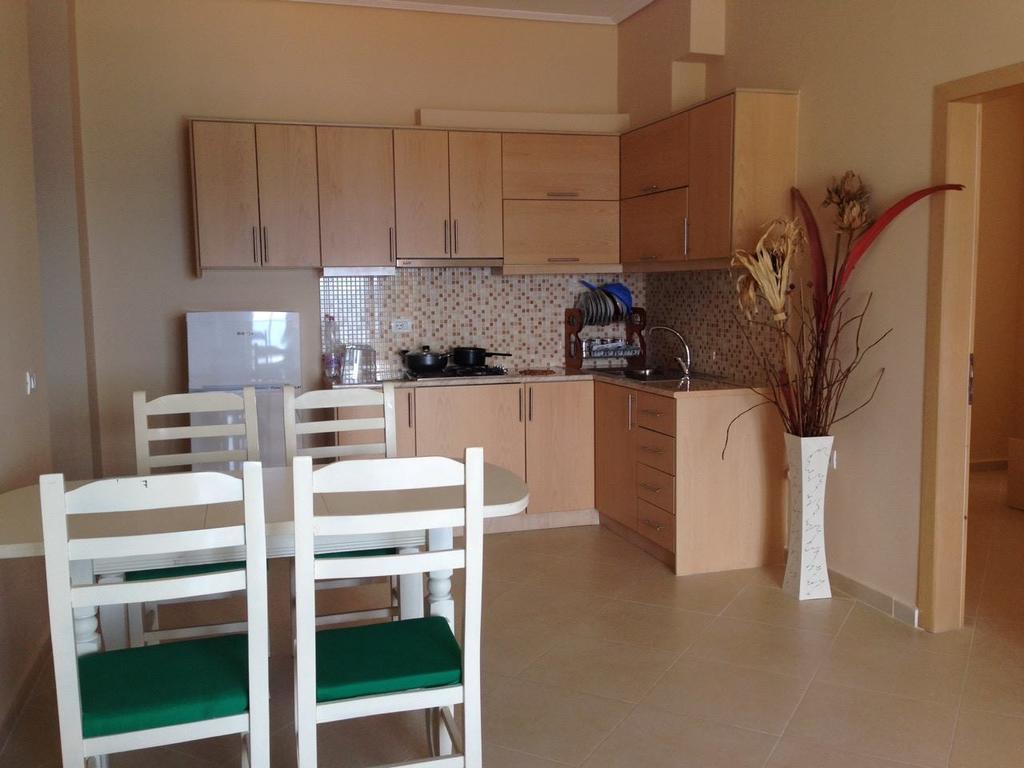 Apartments On The Beach Σαράντα Δωμάτιο φωτογραφία