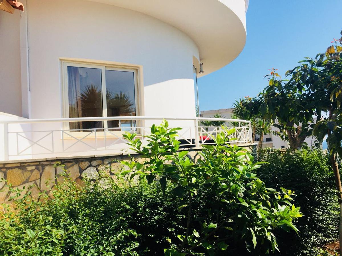 Apartments On The Beach Σαράντα Εξωτερικό φωτογραφία