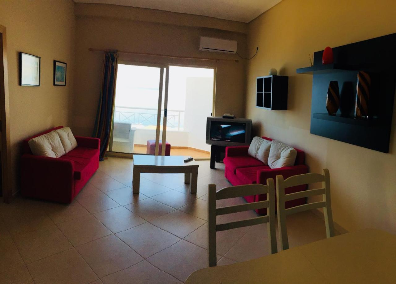 Apartments On The Beach Σαράντα Εξωτερικό φωτογραφία