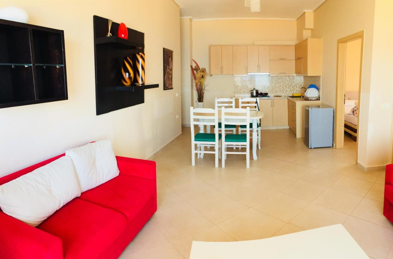 Apartments On The Beach Σαράντα Εξωτερικό φωτογραφία