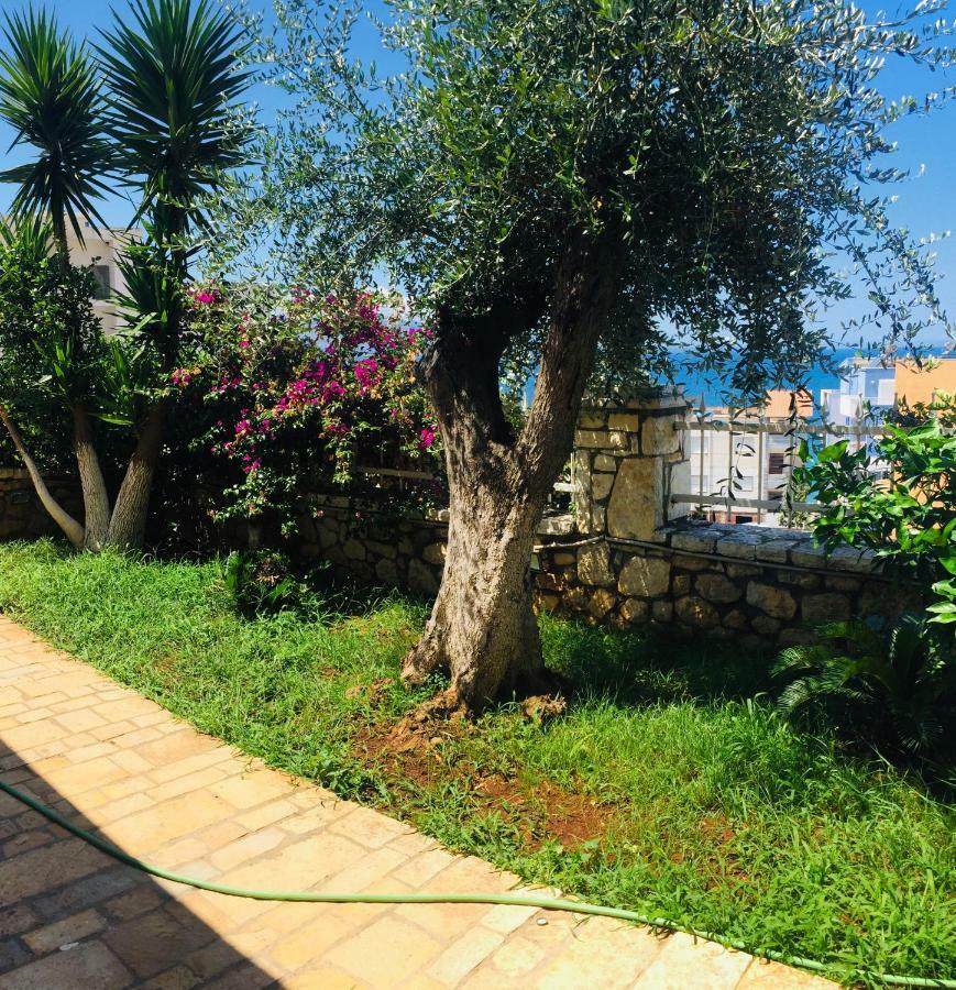 Apartments On The Beach Σαράντα Εξωτερικό φωτογραφία
